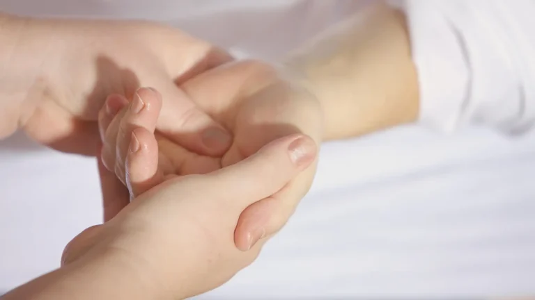 hand-pain-raleigh