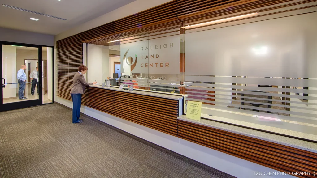 Raleigh Hand to Shoulder Center Office