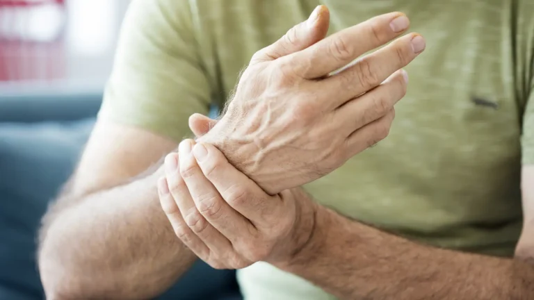 wrist pain